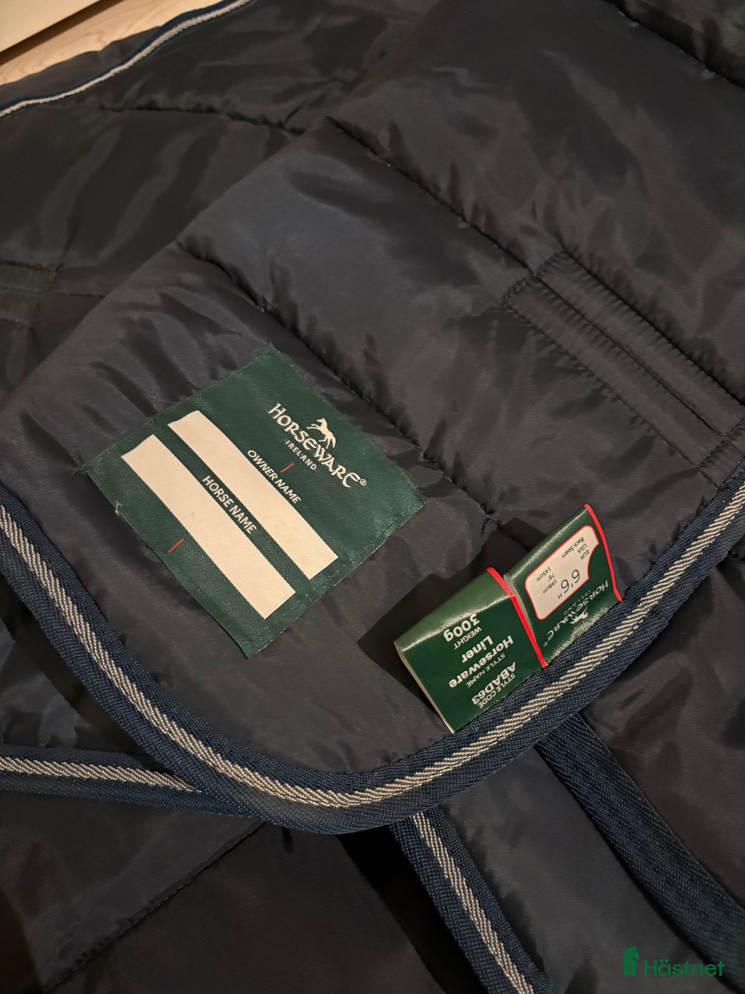 Täcken hästutrustning till salu: Liner 300g och 100g i Täby - Annons 4