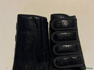 Benskydd hästutrustning till salu: Benskydd i Helsingborg - Annons 24