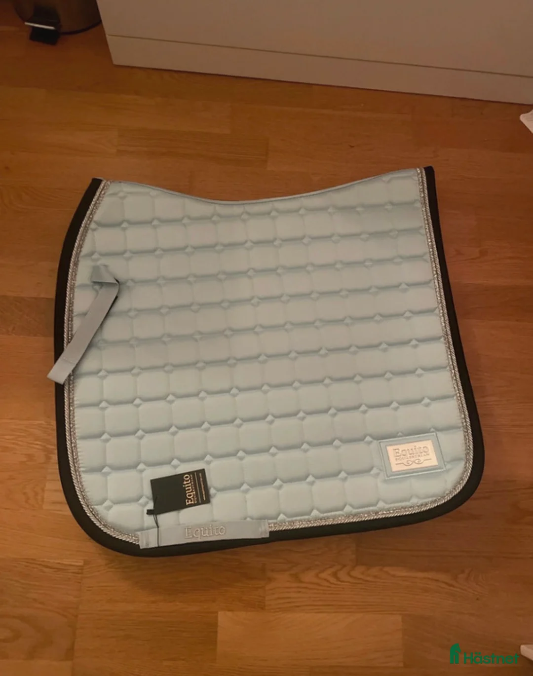 Schabrak & Vojlockar hästutrustning till salu: Helt nytt dressyr shabrack  - Annons 1