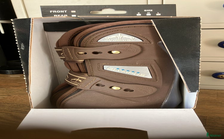 Benskydd hästutrustning till salu i Värnamo - Annons 6