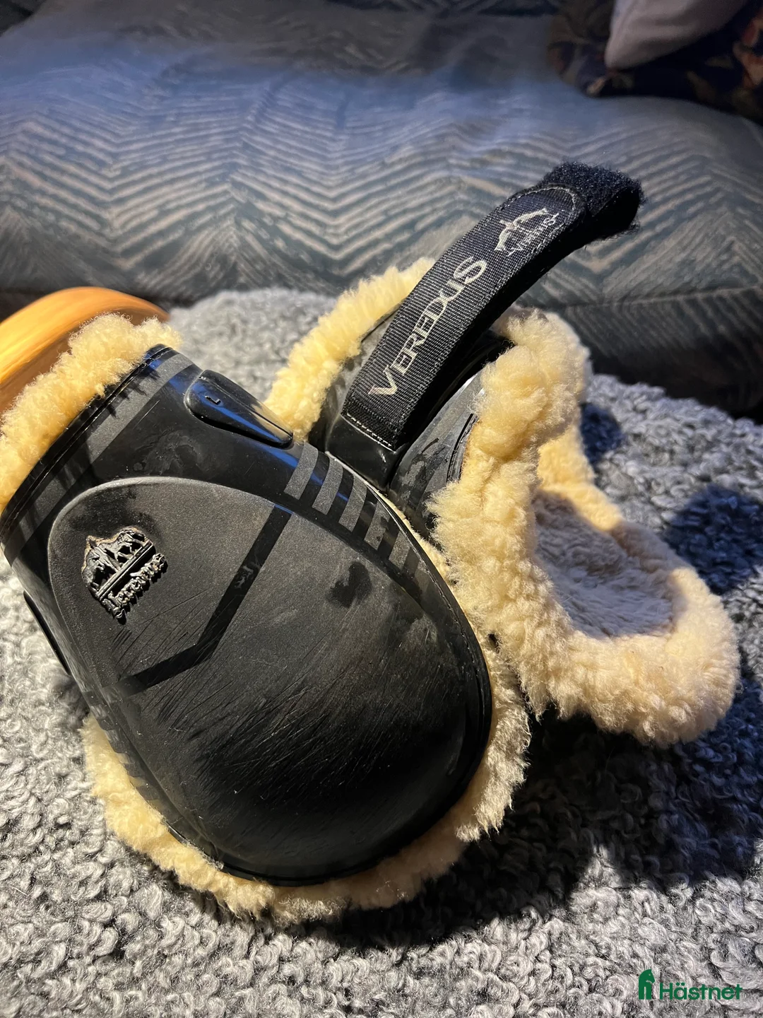 Benskydd hästutrustning till salu: Veredus Grand Prix Bakskydd i Västerås - Annons 2