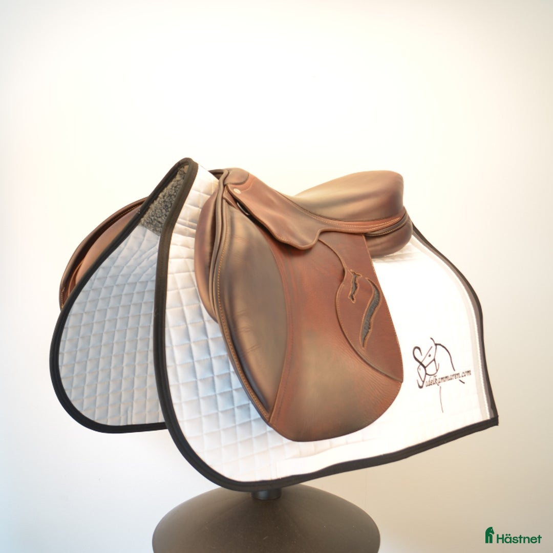 Sadlar hästutrustning till salu: Antares Extra Contact i Sparsör - Annons 3