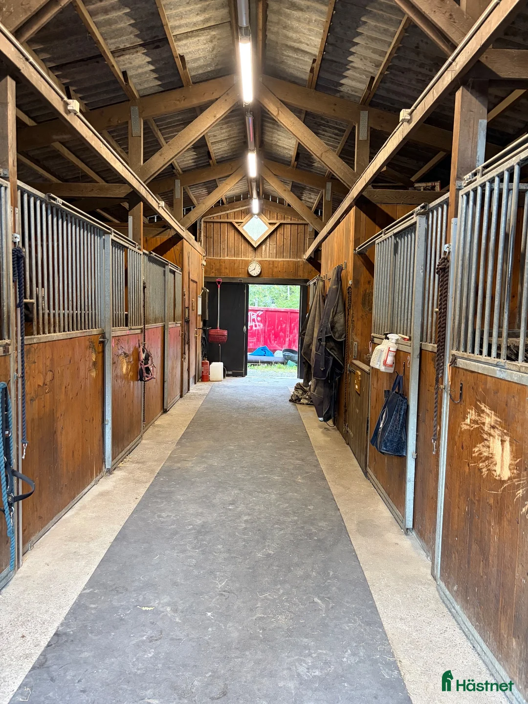  stallplats finnes: Stallplats i Tungelsta  i Tungelsta - Annons 1