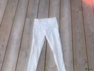 Ridbyxor ryttarutrustning till salu: helskodda tävling ridbyxor i Sollentuna - Annons 1