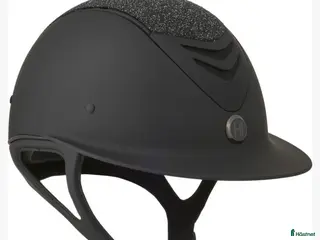 Hjälmar ryttarutrustning till salu: Fin OneK! i Lagan - Annons 13