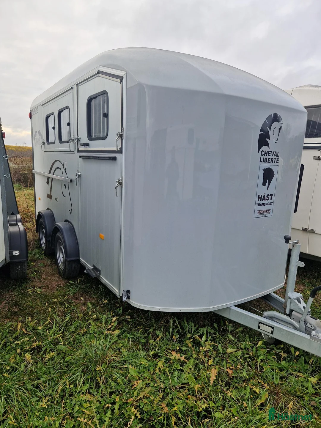 Hästtransporter  fordon & transport till salu: Cheval maxi 3-2022  i Västerås - Annons 1