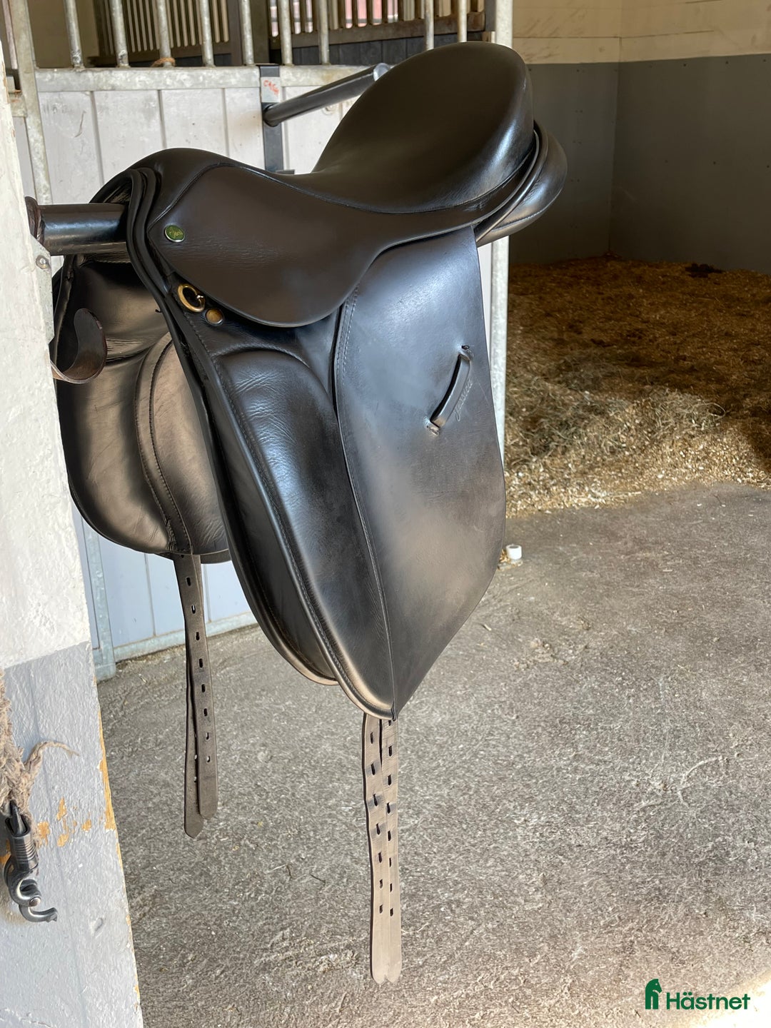Sadlar hästutrustning till salu: Jessica Ideal Sadel i Djurhamn - Annons 2