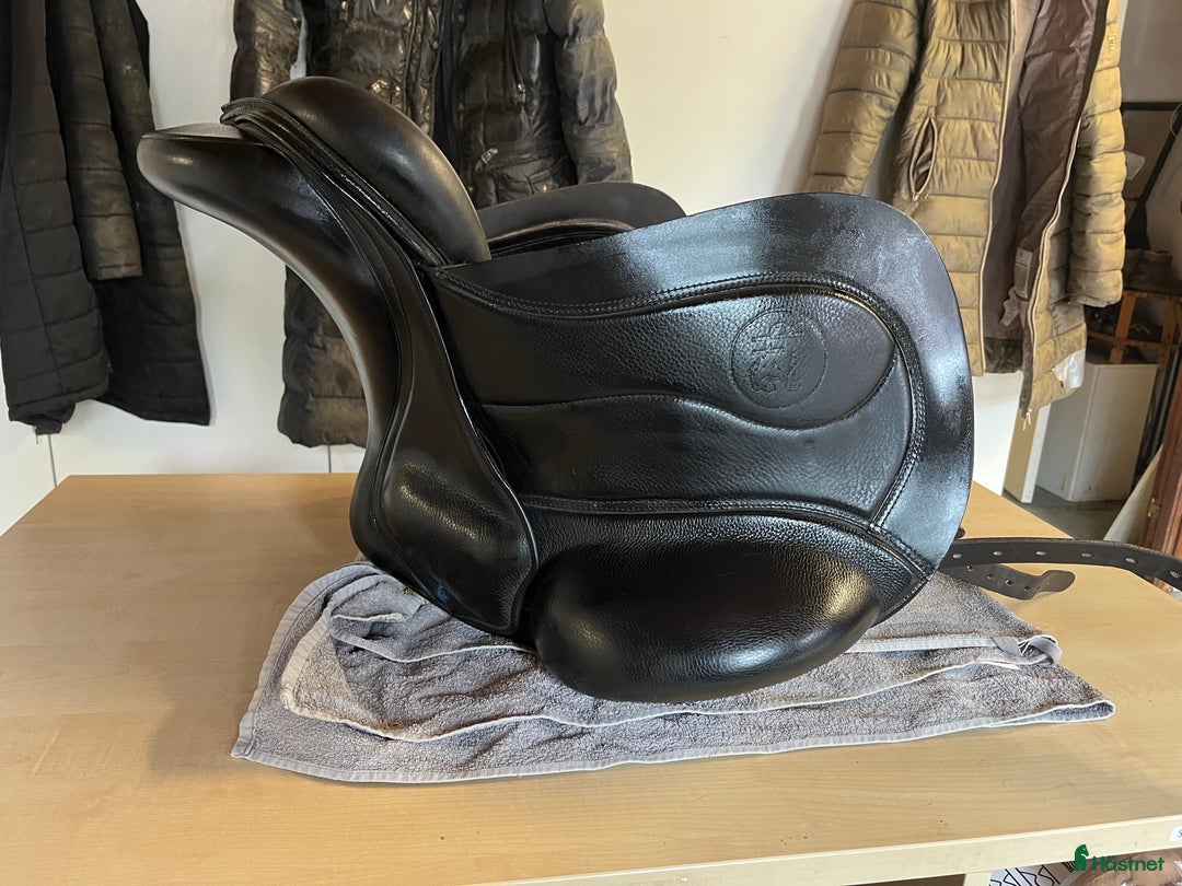 Sadlar hästutrustning till salu: Hr von sadel  i Växjö - Annons 4