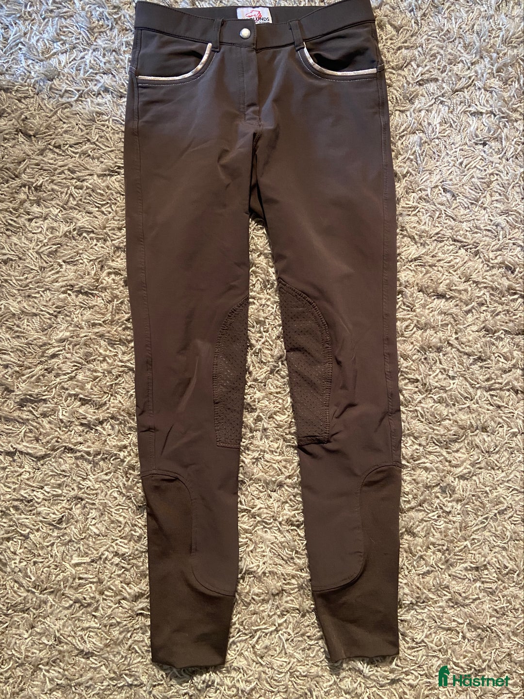 Ridbyxor ryttarutrustning till salu: Ridbyxor strl 34 i Linneryd - Annons 1