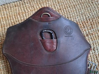 Sadeltillbehör hästutrustning till salu: Renaissance magplatta 130 i Hägersten - Annons 23