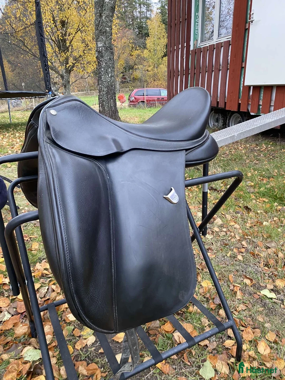 Sadlar hästutrustning till salu: Fin dressyrsadel - Annons 2