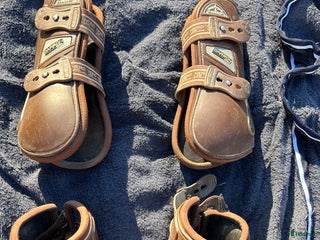 Benskydd hästutrustning till salu: Veredusskydd i Knivsta - Annons 12