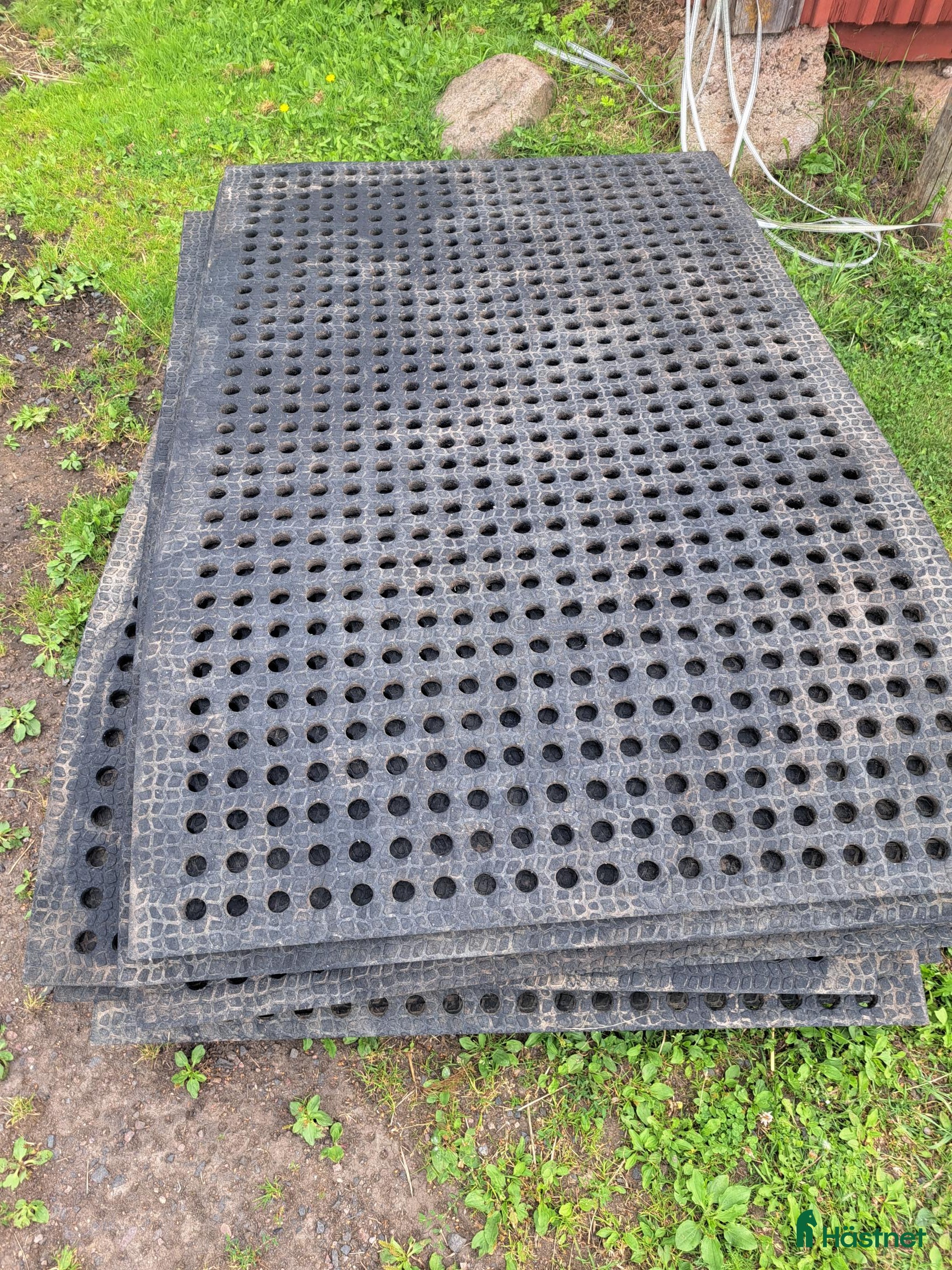 Stallinredning, stängsel & gård övrig utrustning till salu: Gummimattor - hage/stall i Gränna - Annons 2