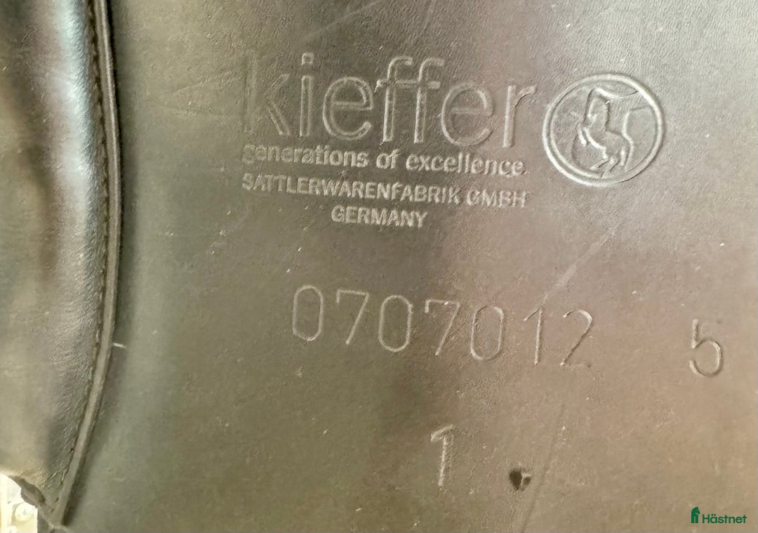 Sadlar hästutrustning till salu: Kieffer Lusitano Dressyrsadel i Stockholm - Bild 4