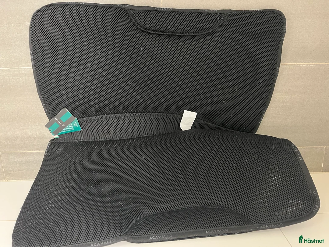 Schabrak & Vojlockar hästutrustning till salu: Ny Acavello 3D Spacer &Memoryform pad  i Hörby - Annons 2