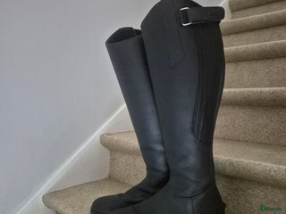 Ridstövlar ryttarutrustning till salu: Ridstövlar hkm i Alingsås - Annons 3