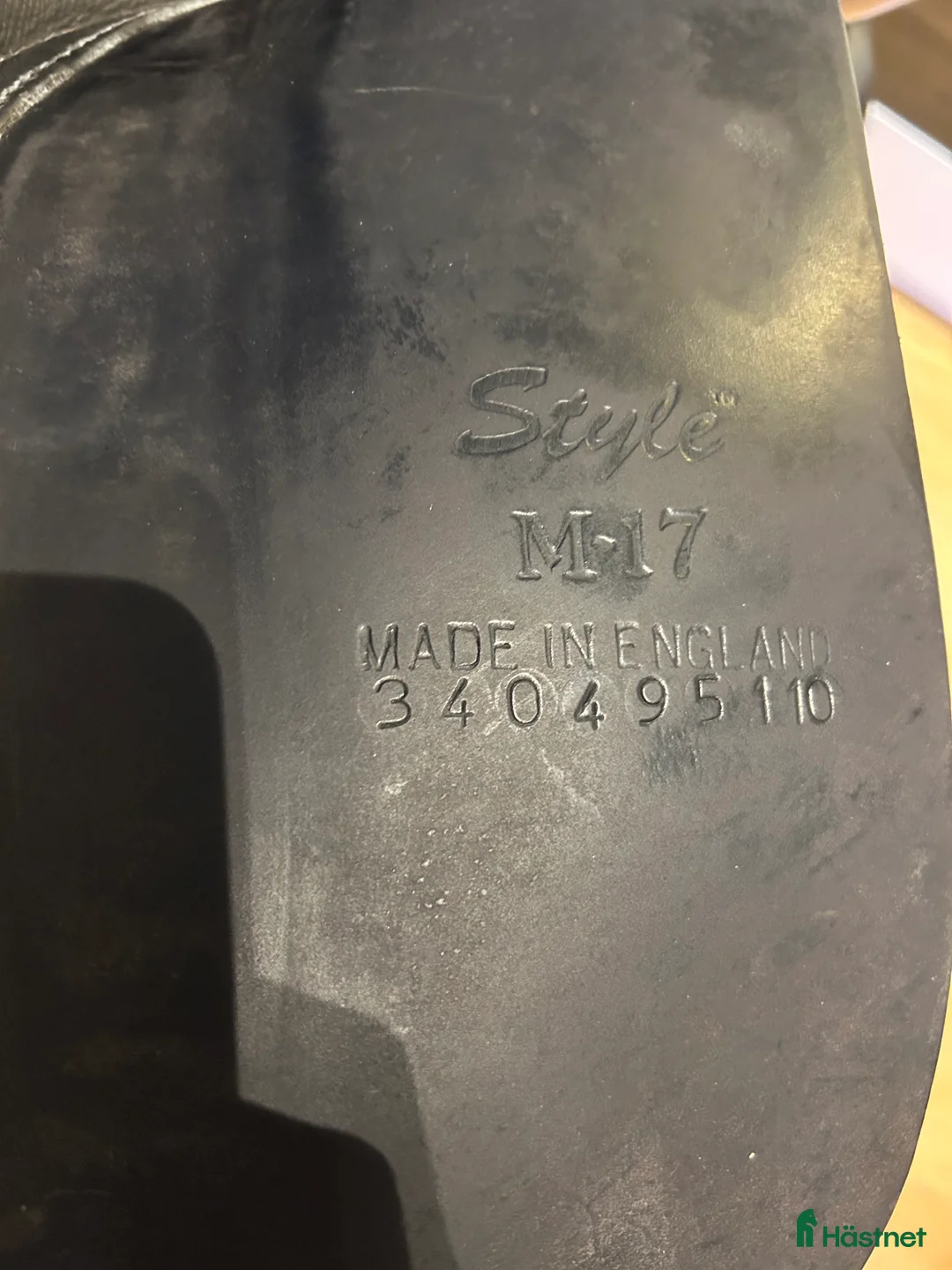 Sadlar hästutrustning till salu: Dressyrsadel 17” i Domsjö - Annons 5