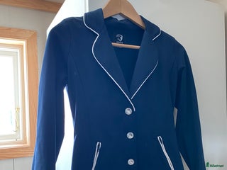 Jackor & Kavajer ryttarutrustning till salu: Tävlingskavaj i Tranås - Annons 3