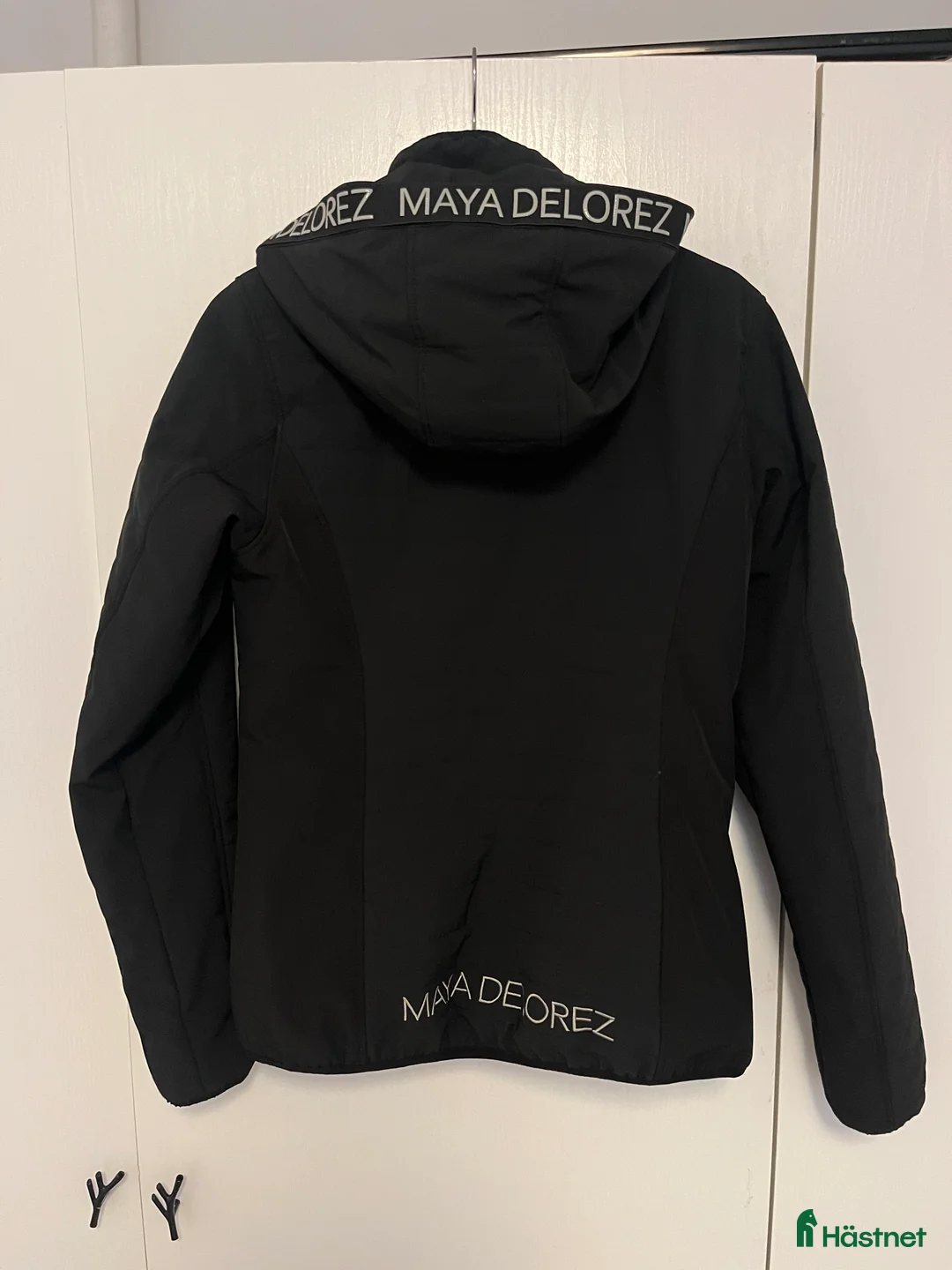 Jackor & Kavajer ryttarutrustning till salu: Maya delorez jacka  i Kolbäck - Annons 2