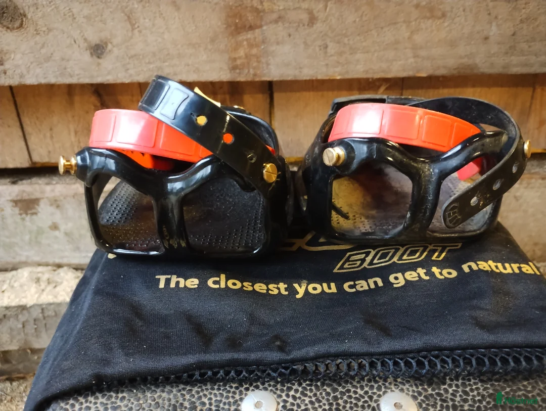 Övrig Hästutrustning hästutrustning till salu: Scootboots stl 4 slim i Rolfstorp - Annons 4