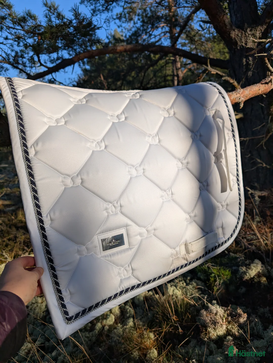 Schabrak & Vojlockar hästutrustning till salu: Två schabrak från Equestrian Stockholm  i Stenhamra - Annons 2