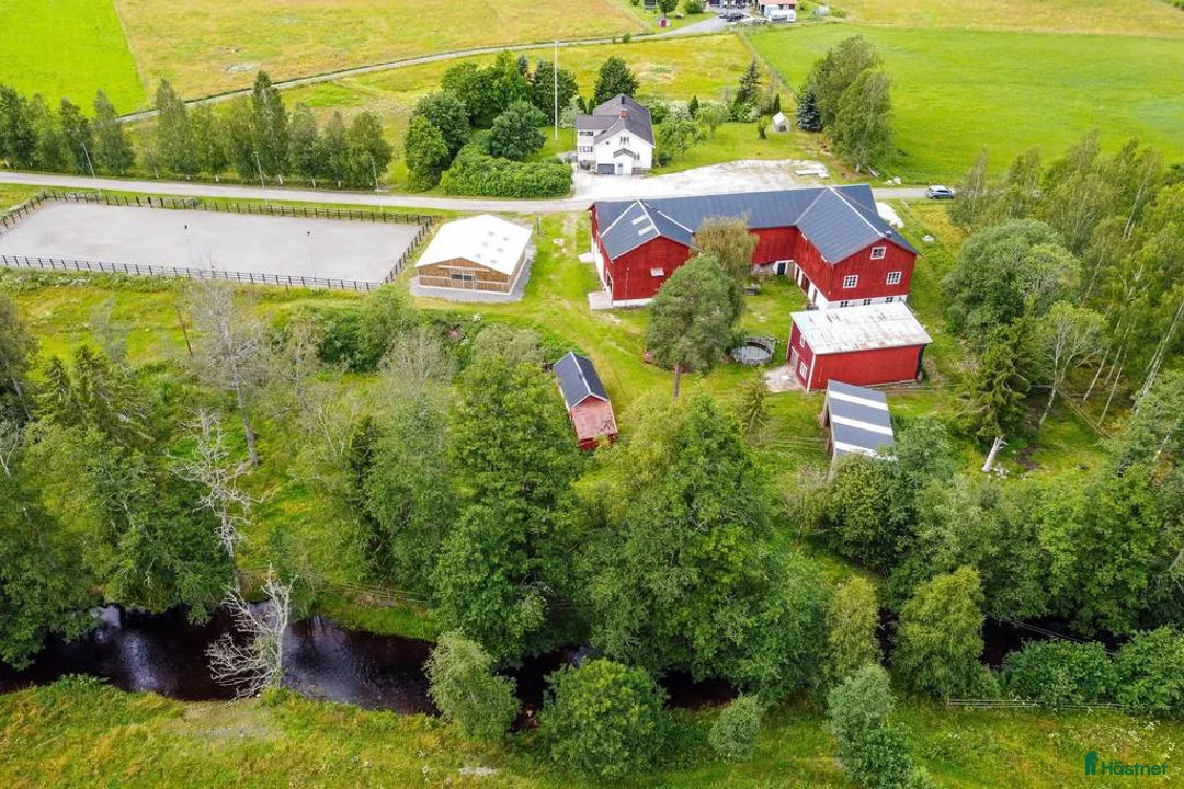  hästgårdar till salu: Perfekt för verksamhet / inackordering - Annons 2