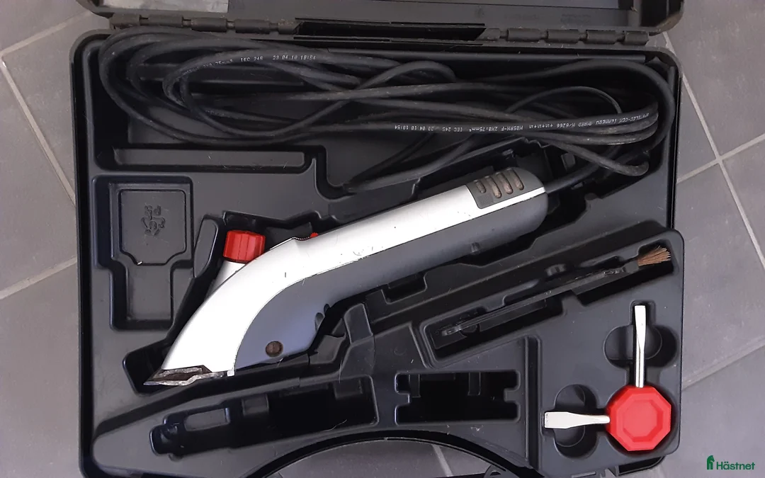 Övrig utrustning övrig utrustning till salu: Klippmaskin häst i Ekeby - Annons 2