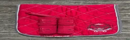 Schabrak & Vojlockar hästutrustning till salu: Rött Euro Star schabrak + lindor - Annons 1