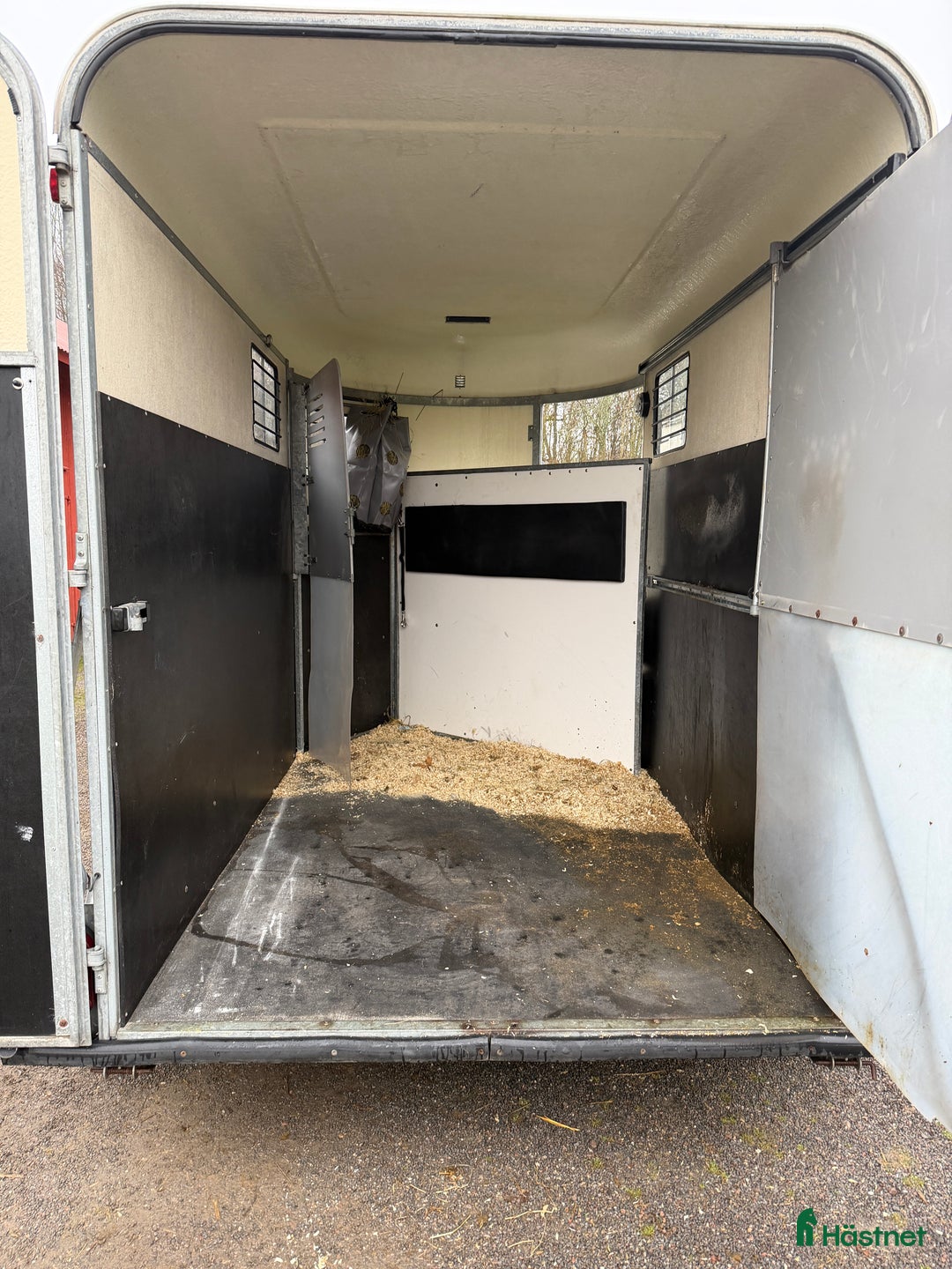 Hästtransporter  fordon & transport till salu: Fautras Oblic+2 i Mariefred - Annons 5