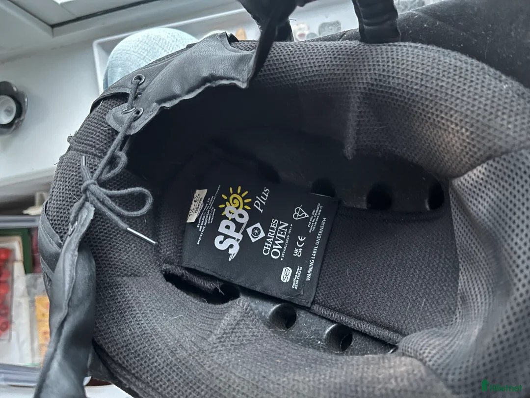 Hjälmar ryttarutrustning till salu: Charls Owen SP8+ i Bergshamra - Annons 4