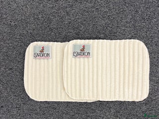 Benskydd hästutrustning till salu: Vita eskadron paddar i Upplands Väsby - Annons 2