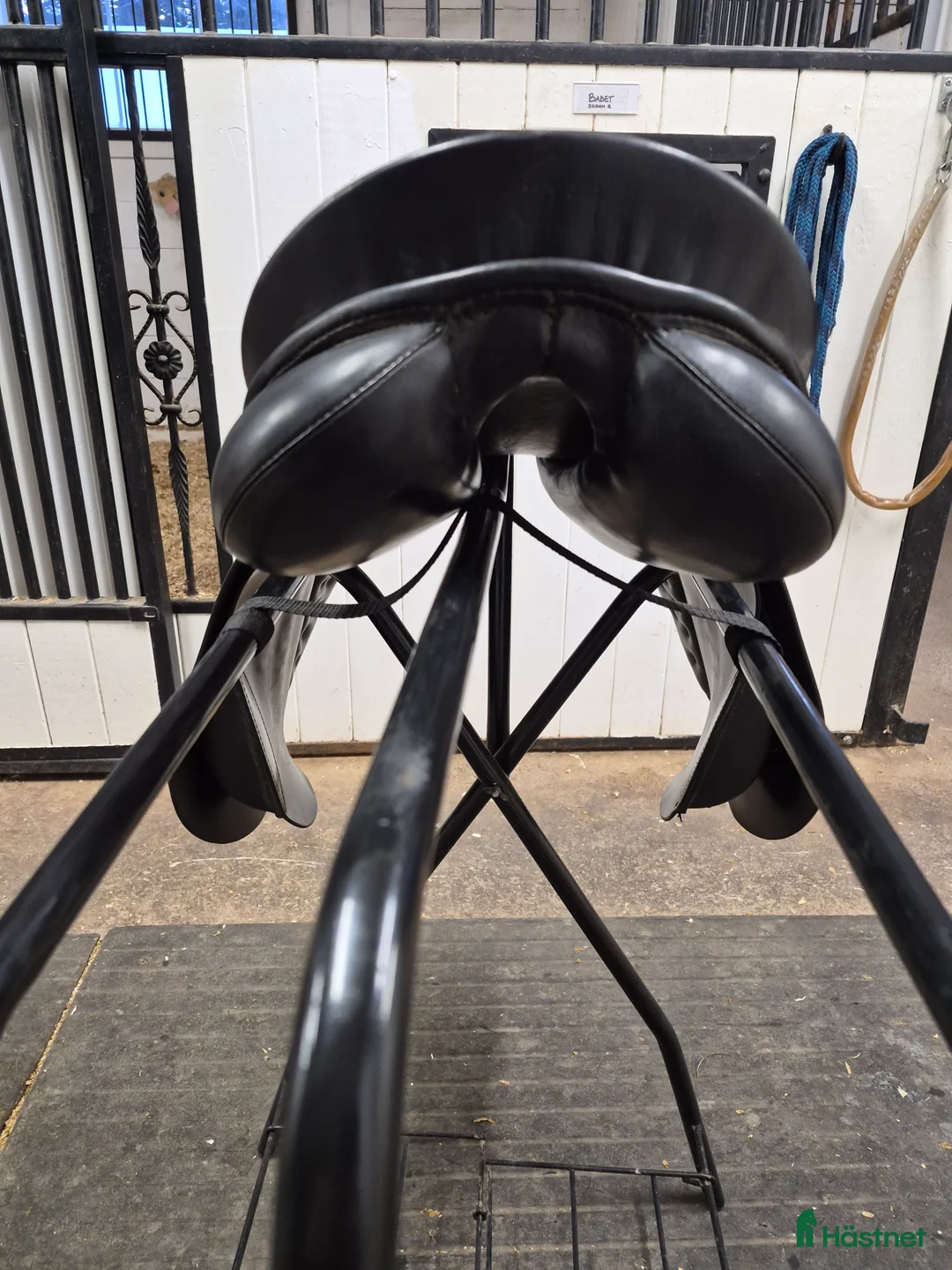 Sadlar hästutrustning till salu: Äldre Passier  i Sundsvall - Annons 4