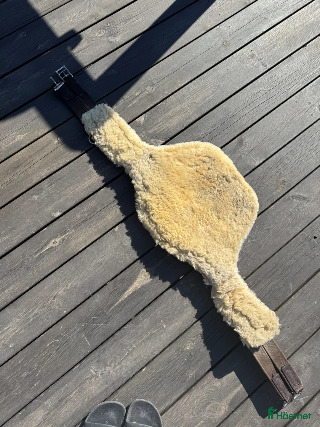 Sadeltillbehör hästutrustning till salu: Hoppgjord m. fårskinn från Santa Cruz - Annons 2