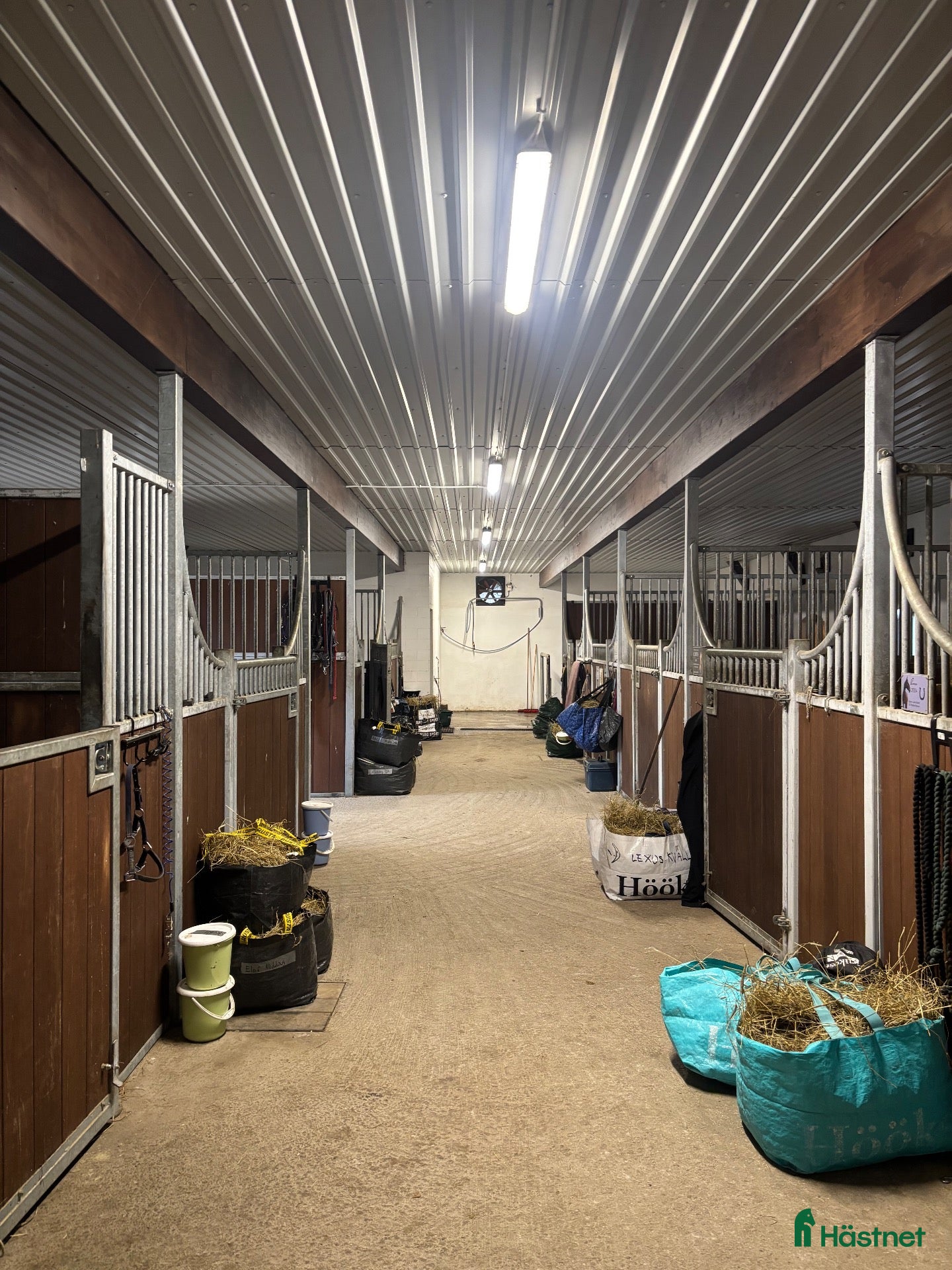  stallplats 2 lediga stallplatser i Stannum, Gråbo! 🐴 - Annons 5