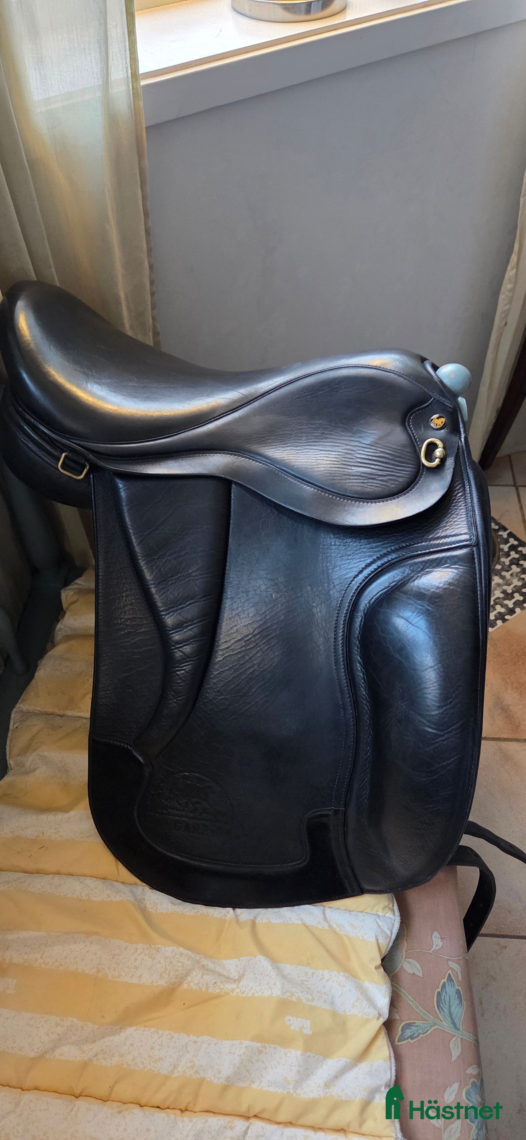 Sadlar hästutrustning till salu: Islandssadel 17 tum W - Annons 1