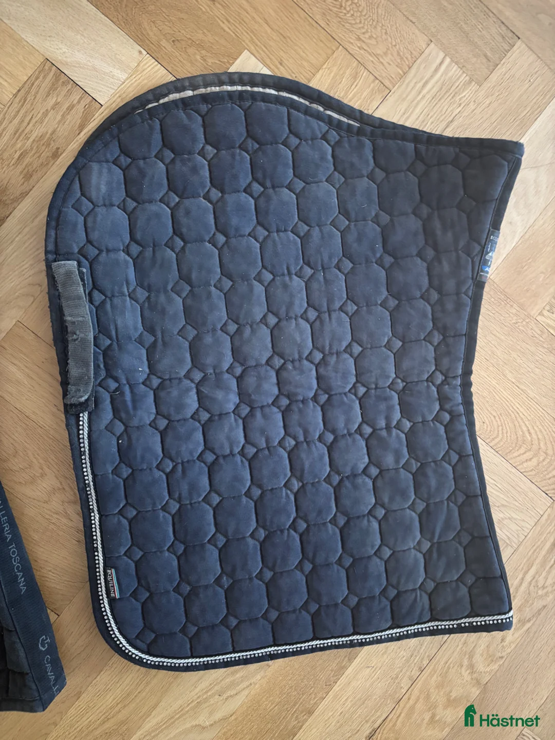 Schabrak & Vojlockar hästutrustning till salu: 4 st hoppschabrak - Annons 4