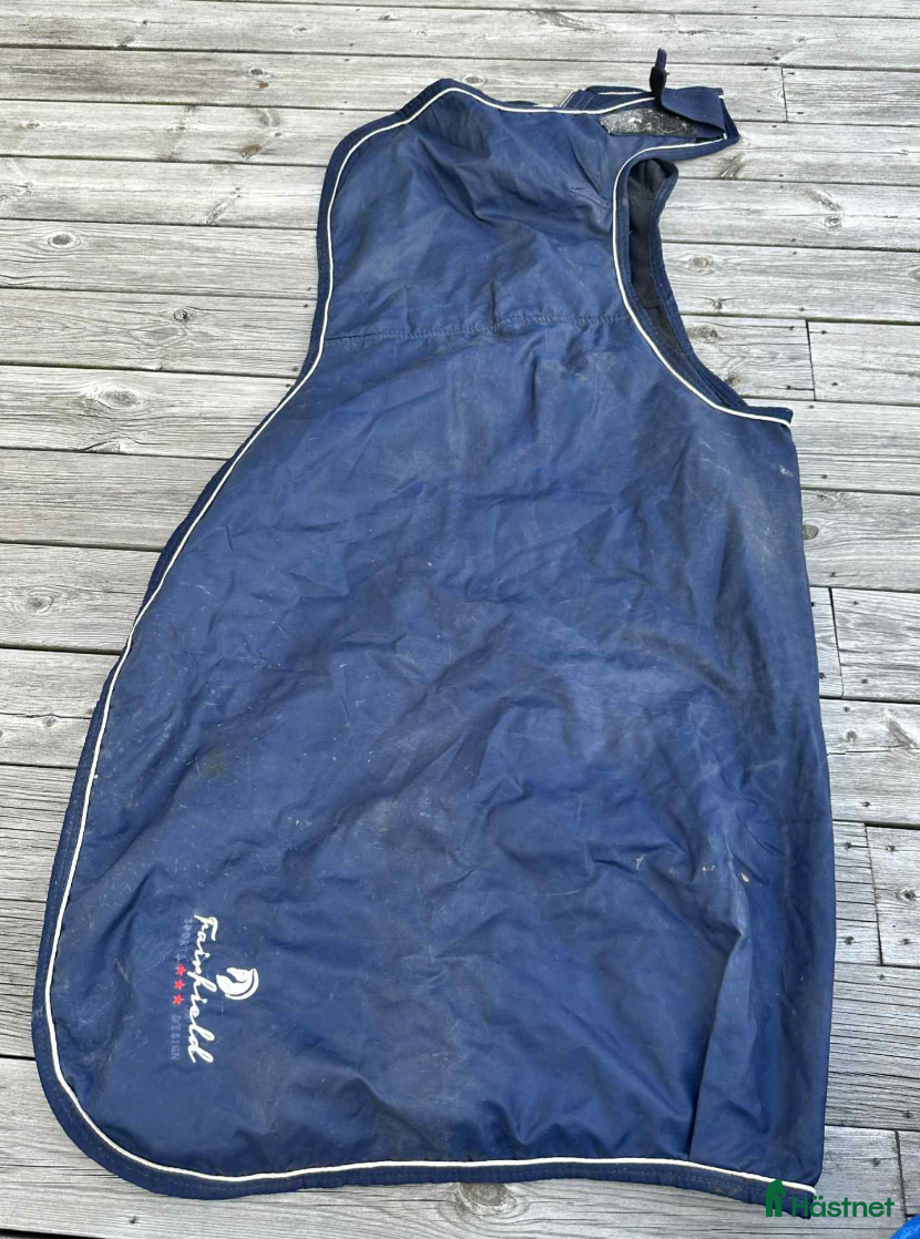 Täcken hästutrustning till salu: Fairfield ländtäcke stl 135 i Söderköping - Annons 13