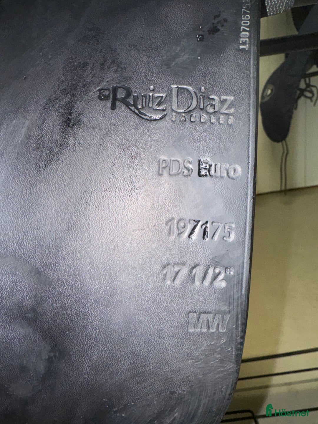 Sadlar hästutrustning till salu: Dressyrsadel PDS euro  i Vara - Annons 4