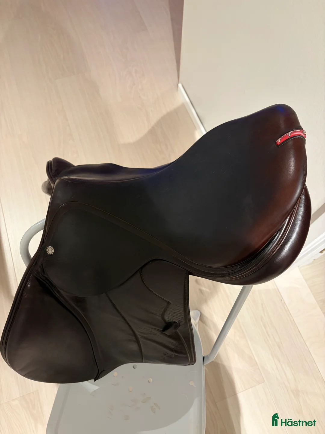 Sadlar hästutrustning till salu: Equipe evolution i Länghem - Annons 2