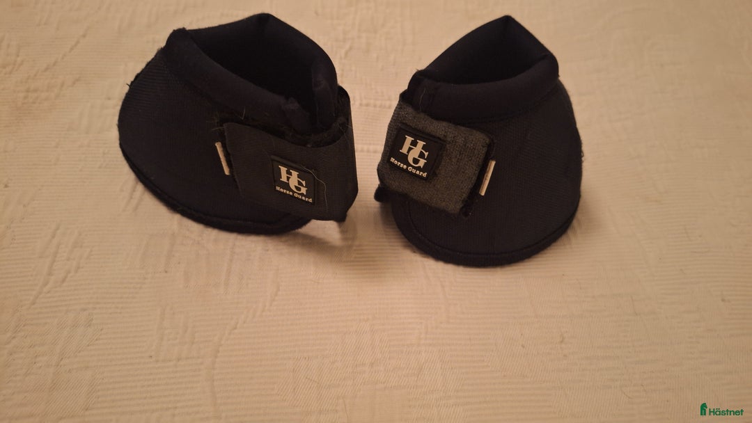 Benskydd hästutrustning till salu: Boots stl M i Lidköping - Annons 1