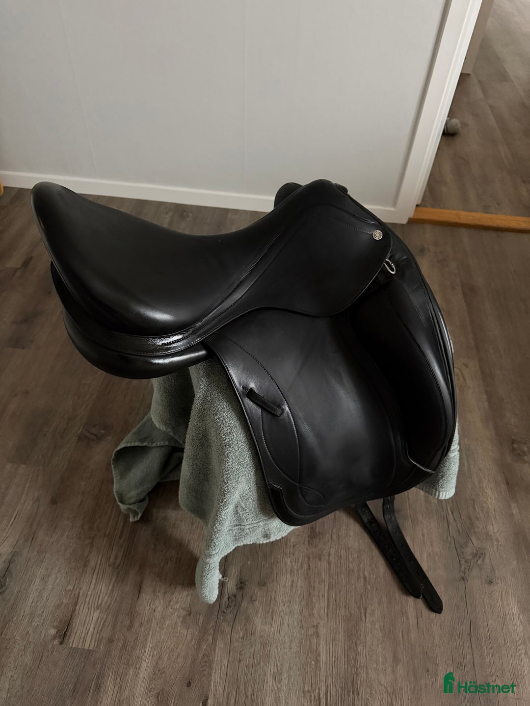 Sadlar hästutrustning till salu: Equipe olympia special, 17,5 tum, +2 i Oskarshamn - Annons 3