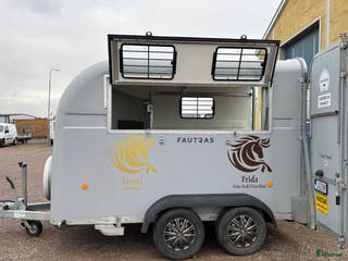 Hästtransporter fordon & transport till salu: Fautras Icelandic med öppningsbar sida - Annons 8