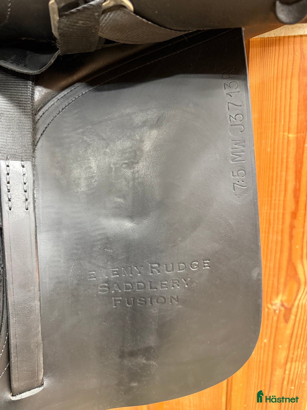 Sadlar hästutrustning till salu: Jeremy Rudge Fusion Dressyrsadel i Boden - Annons 3