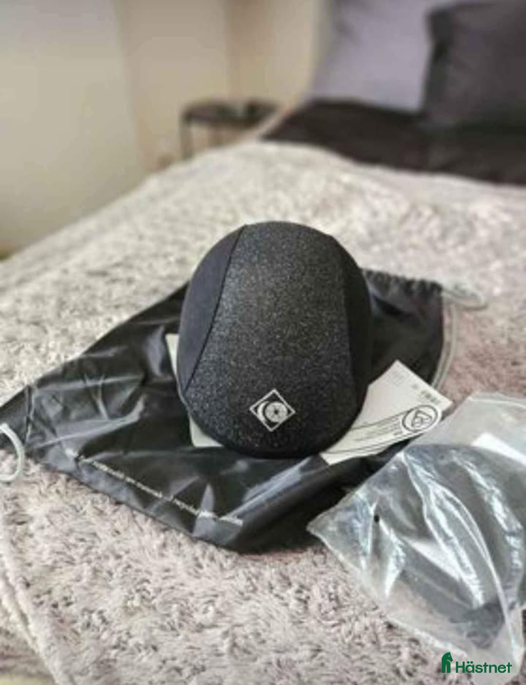 Hjälmar ryttarutrustning till salu: Ej riden I, alla lappar kvar i Grödinge - Annons 2