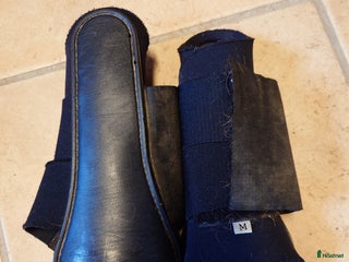 Benskydd hästutrustning till salu: Benskydd och benlindor säljes i Uppsala - Annons 11