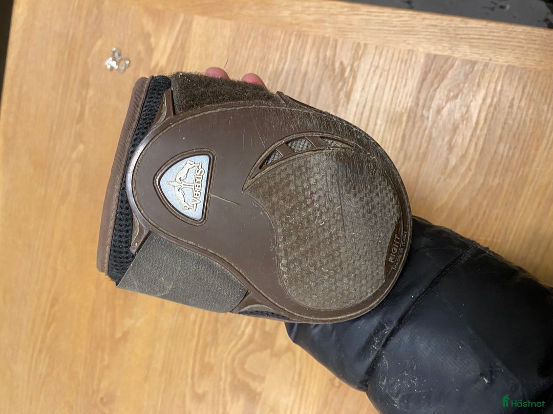 Benskydd hästutrustning till salu: Veredus bakskydd i Västerljung - Annons 5