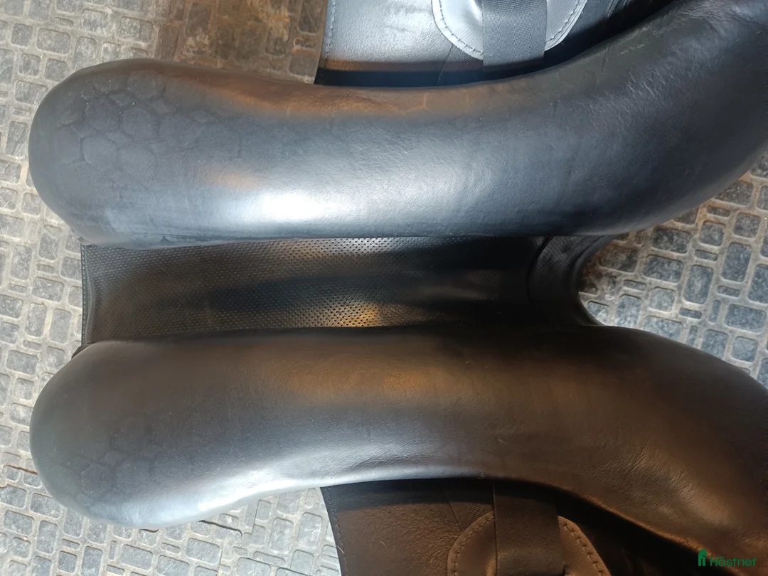 Sadlar hästutrustning till salu: Prestige X-Helen K Dressyrsadel  i Lund - Annons 4