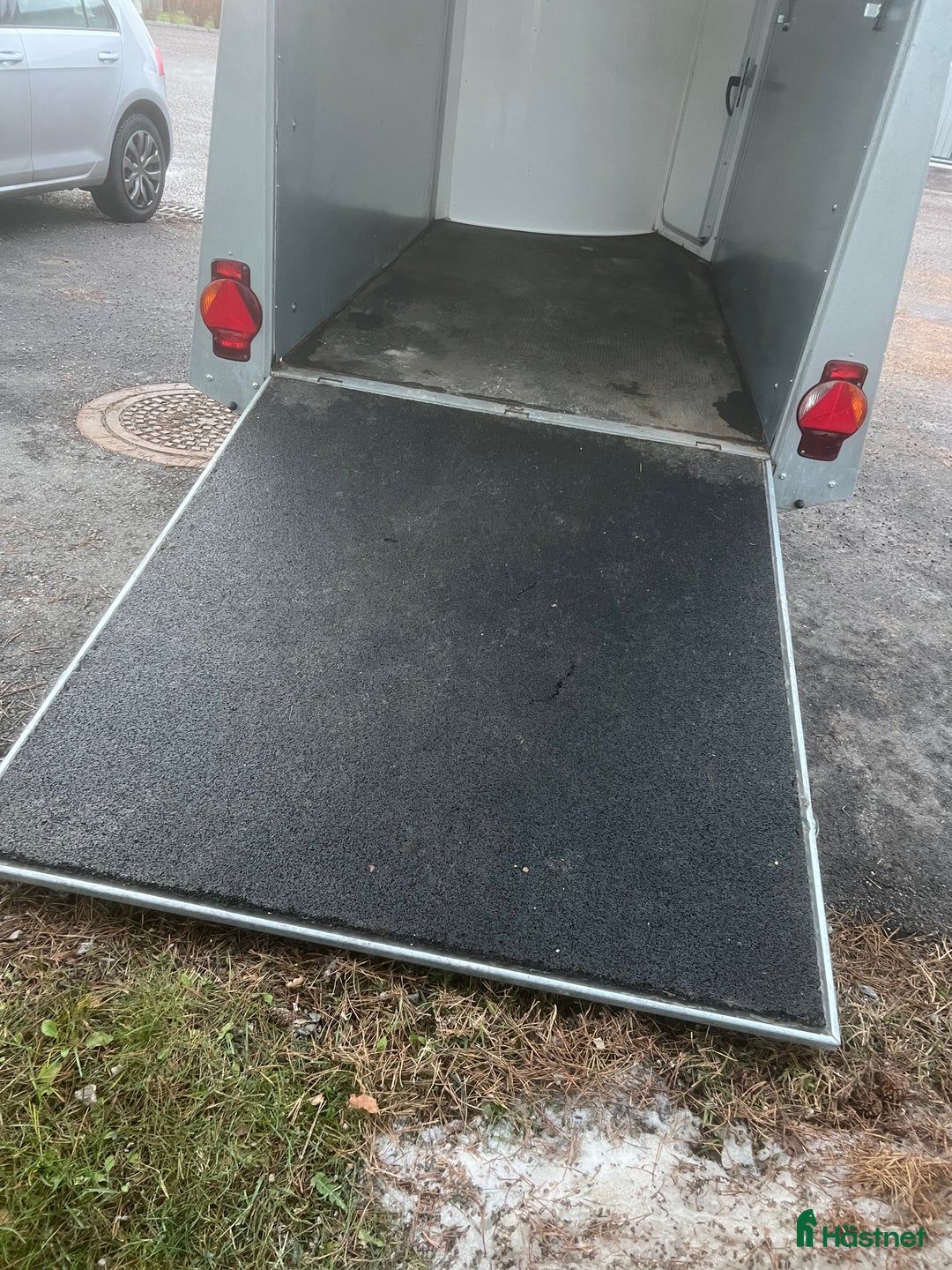 Hästtransporter  fordon & transport till salu: Humbaur Single 2016 Kompositgolv B-kort i Örebro - Annons 6