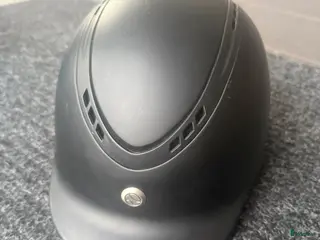 Hjälmar ryttarutrustning till salu: Back on track EquiGuard stl 55 - Annons 7