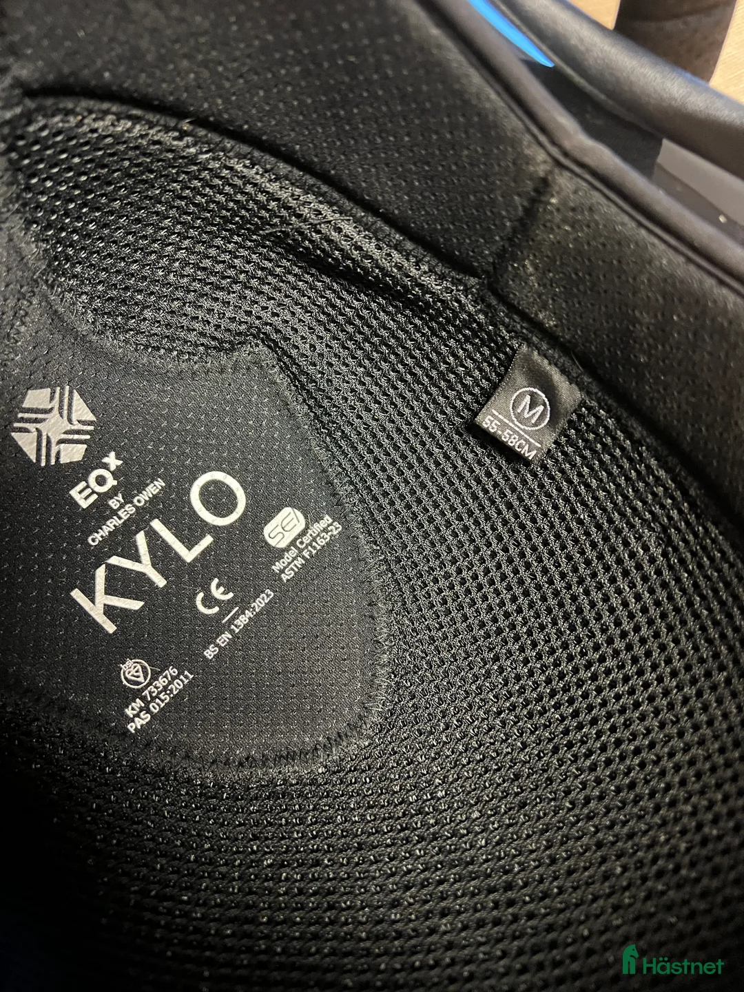 Hjälmar ryttarutrustning till salu: Superfin hjälm Charles Owen i Ödsmål - Annons 5